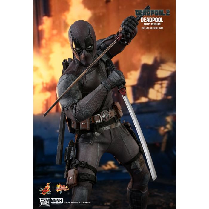 hot toys dusty deadpool