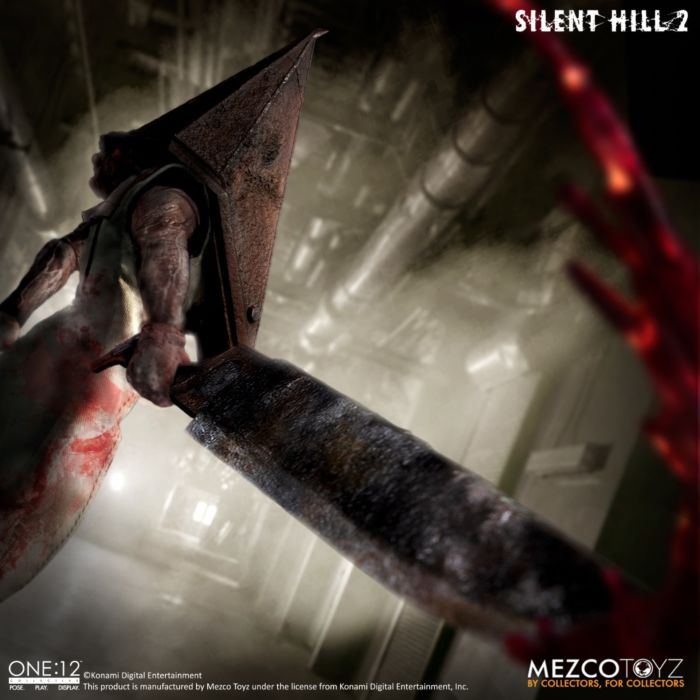 Self] Pyramid Head Cosplay w/ New Sword : r/silenthill