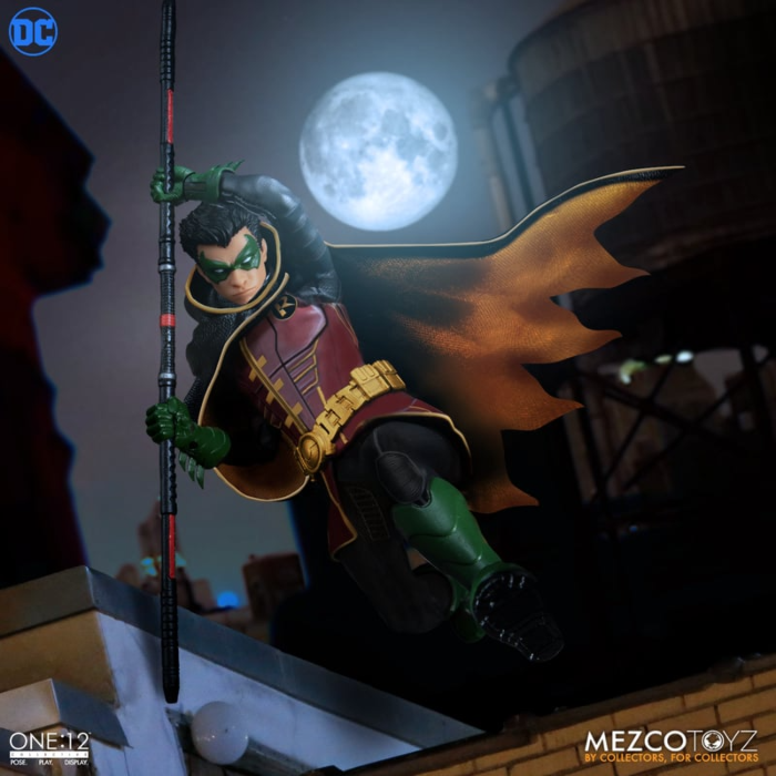 MEZCO ONE:12 COLLECTIVE DC Universe Robin (Damian Wayne)