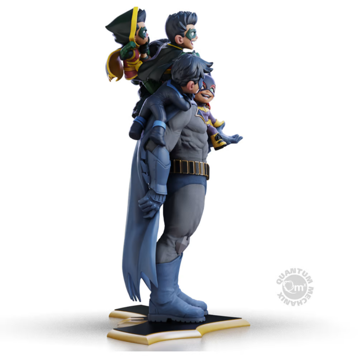 Batman - Family Classic Variant Q-Master 15” Statue by Quantum Mechanizx |  Popcultcha