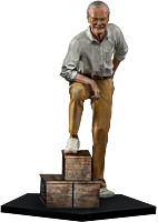 Stan Lee - Stan Lee 1/10th Scale Statue
