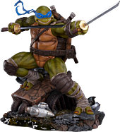 Teenage Mutant Ninja Turtles - Leonardo Deluxe 1/3 Scale Statue