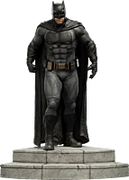 Justice League - Batman 1/6th Scale Statue